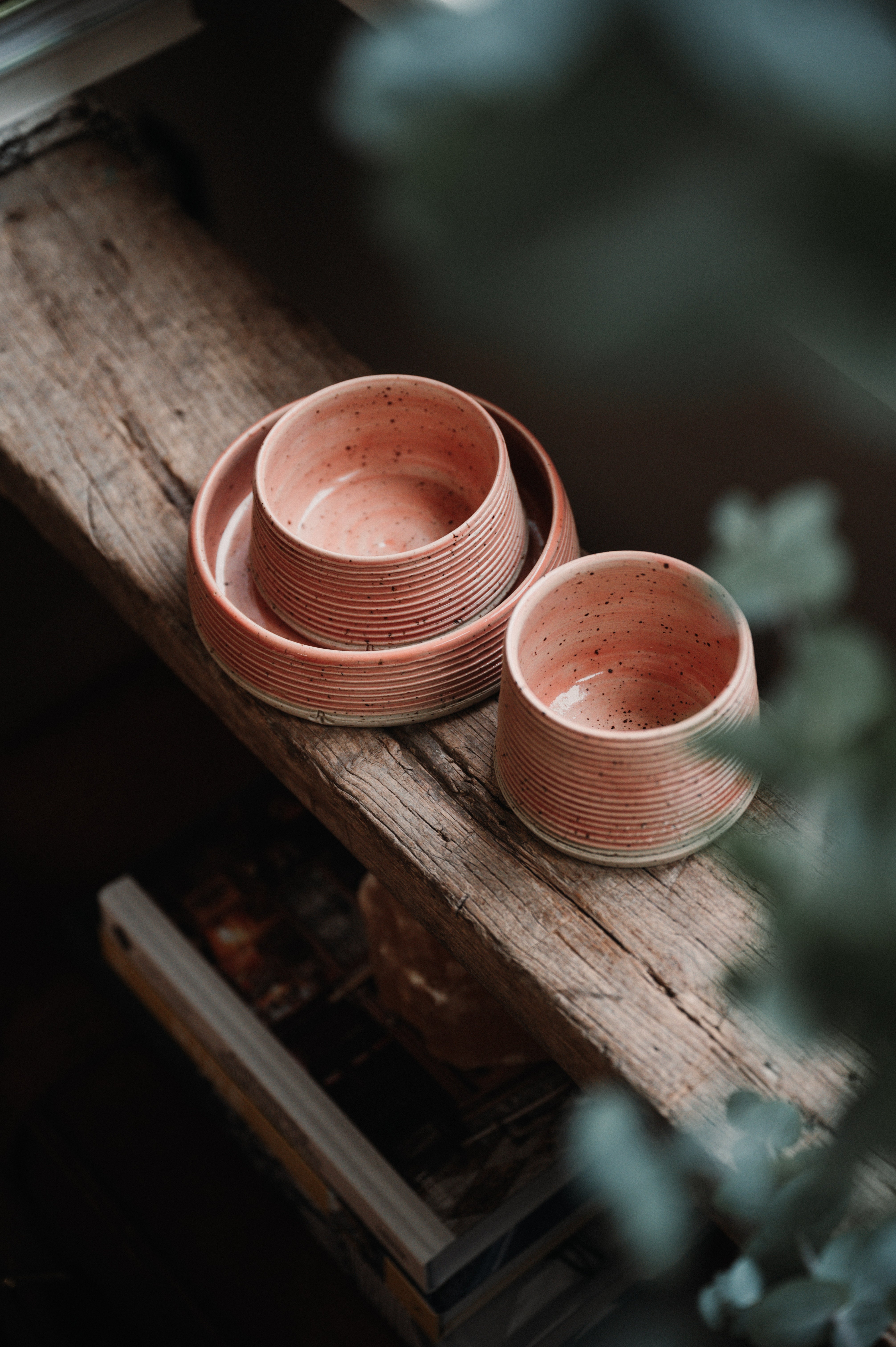 Rustic dishbowl oudroze